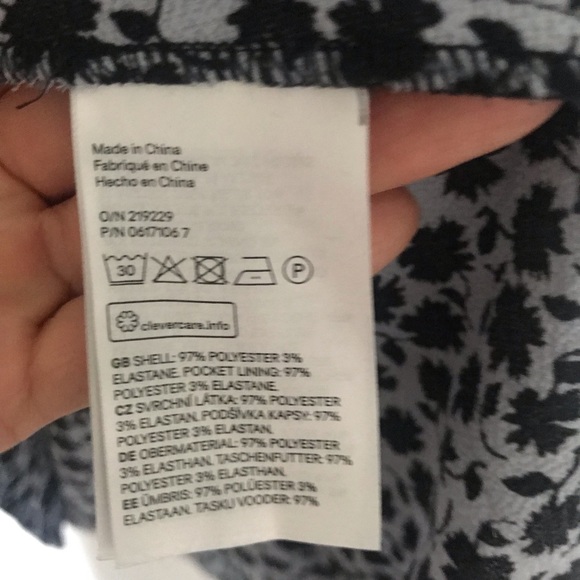 H&M mini dress, size US10 - Picture 5 of 5